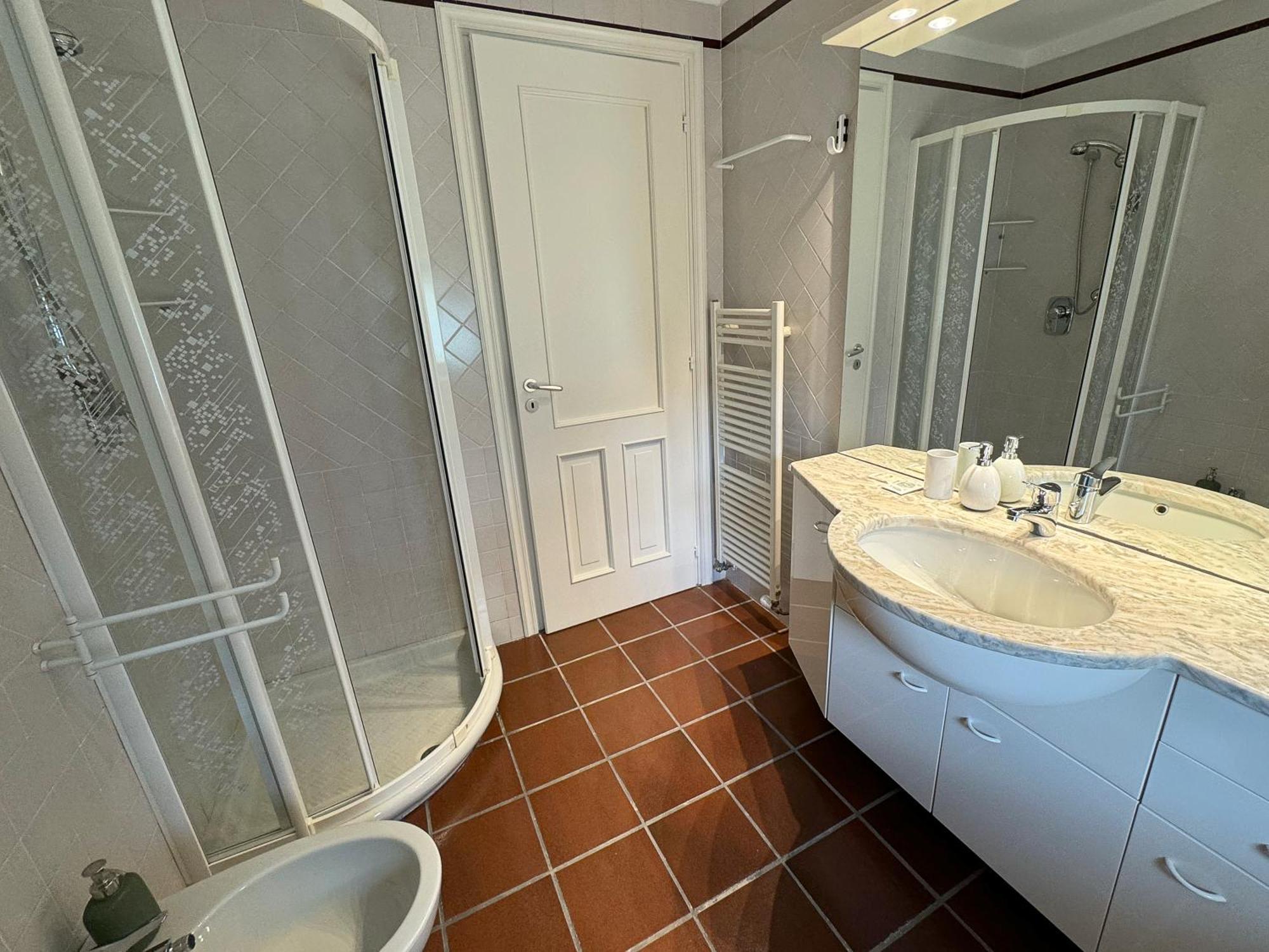 Casa Levis Apartment Biella Bagian luar foto